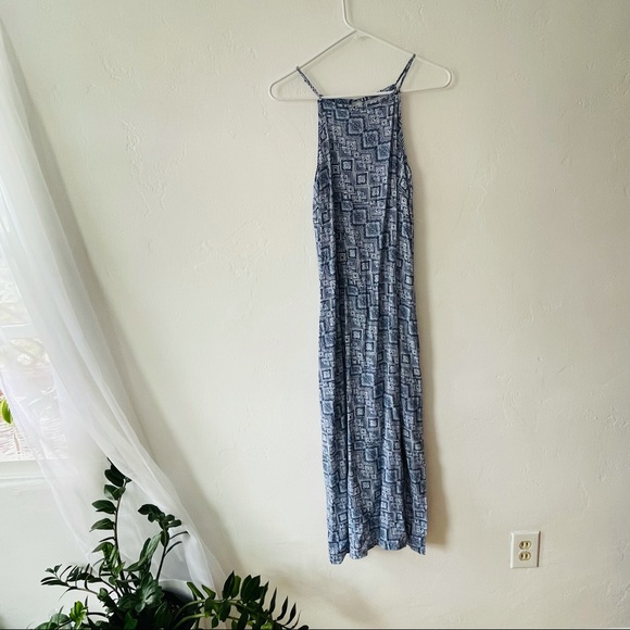 Long Flowy geometric blue dress - Picture 4 of 7